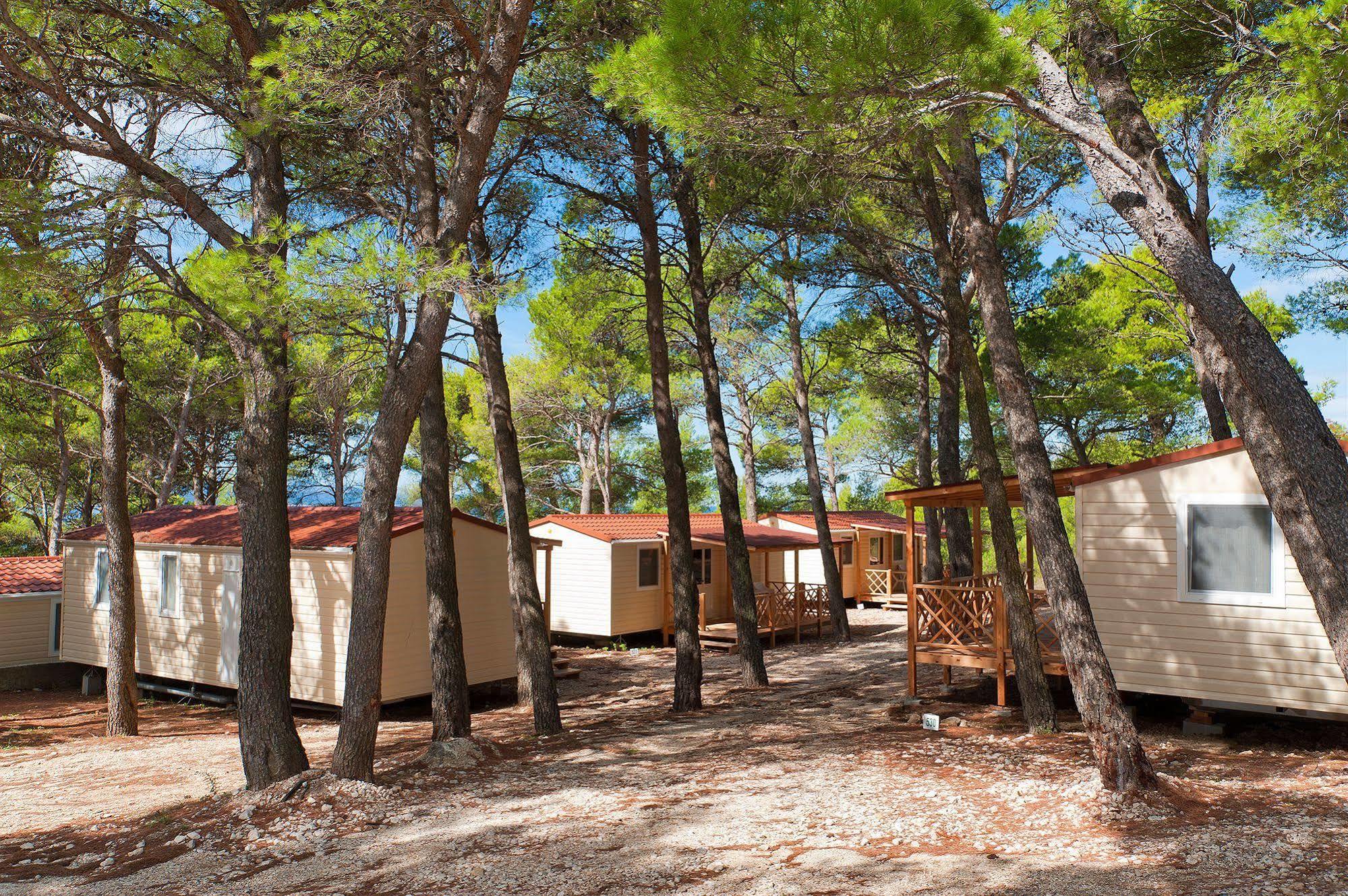 Mobile Homes Basko Polje Campground Baška Voda Extérieur photo